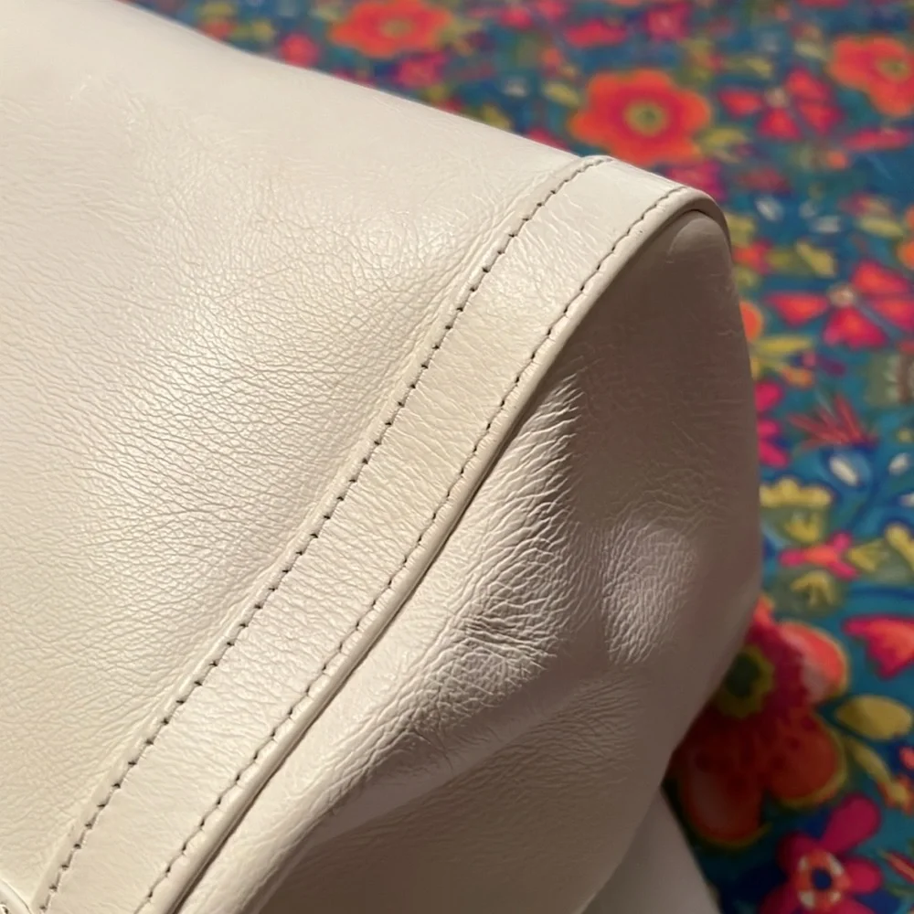 FLASH SALE🔥🔥EXCELLENT CONDITION💕BEAUTIFUL💗 VINTAGE CHRISTIAN DIOR FLIGHT BAG💗💗💗 - Picture 9 of 16